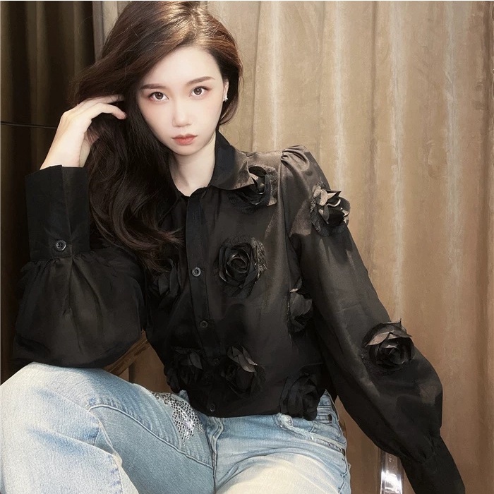 HI924 3D Rose Applique Shirt