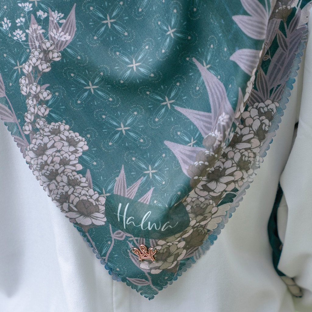 Serampai Emerald Scarf