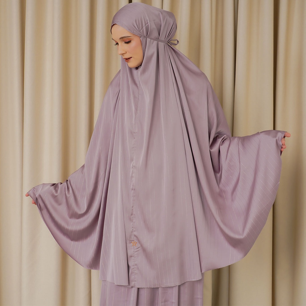Syaina Nirvana Prayer Robe