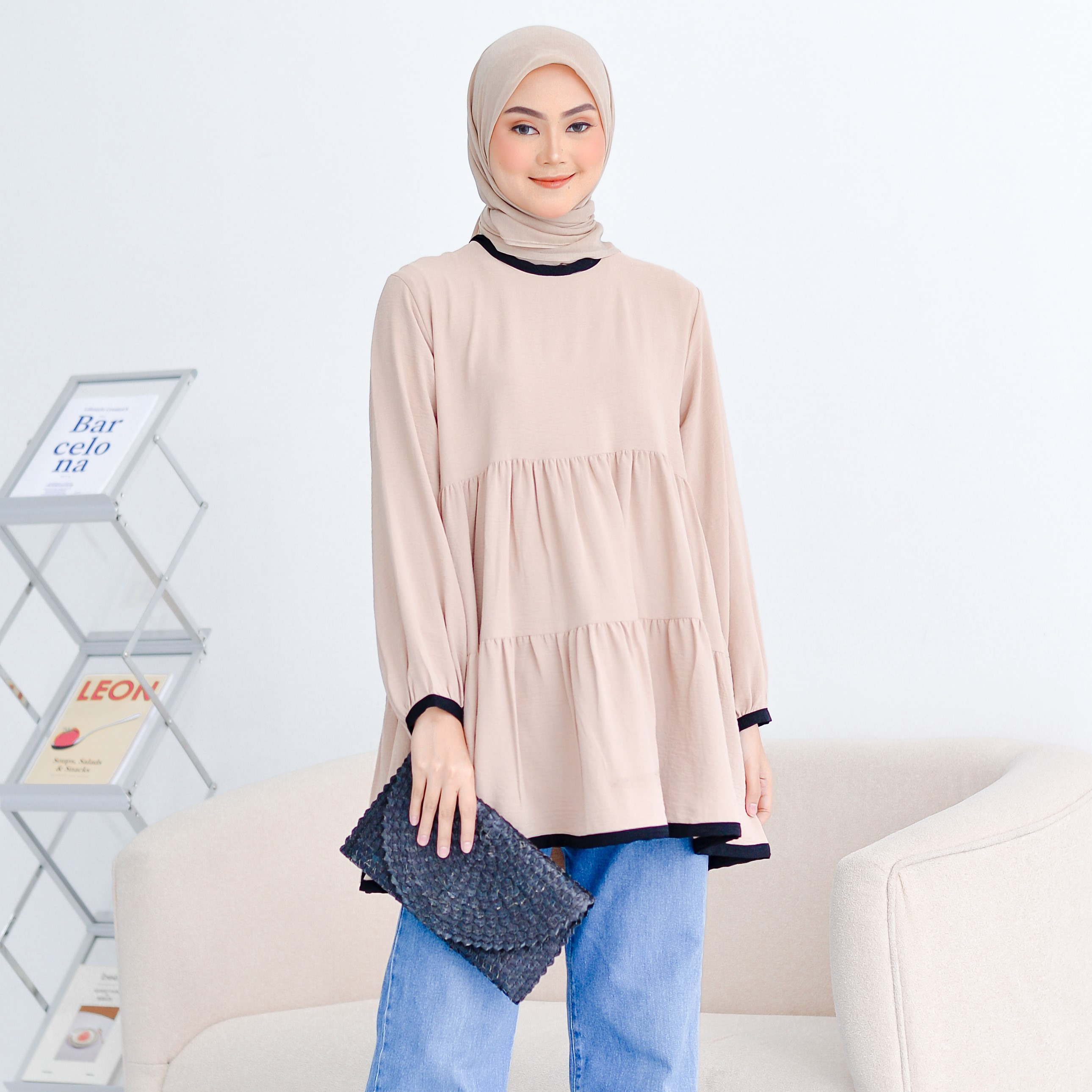 Esly Tunik Plain Creamy