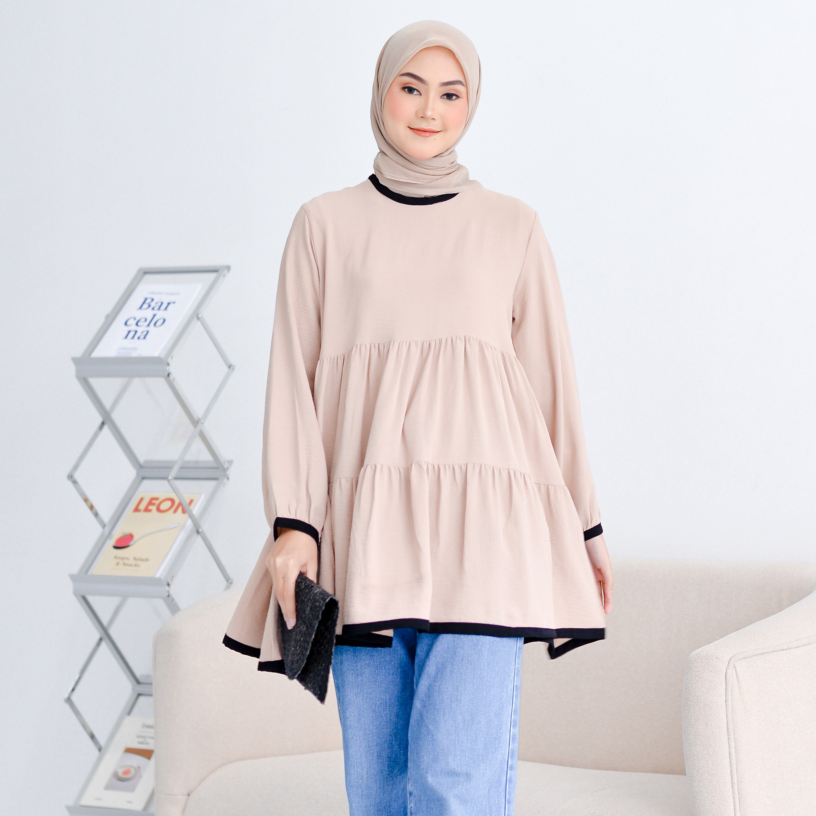 Esly Tunik Plain Creamy