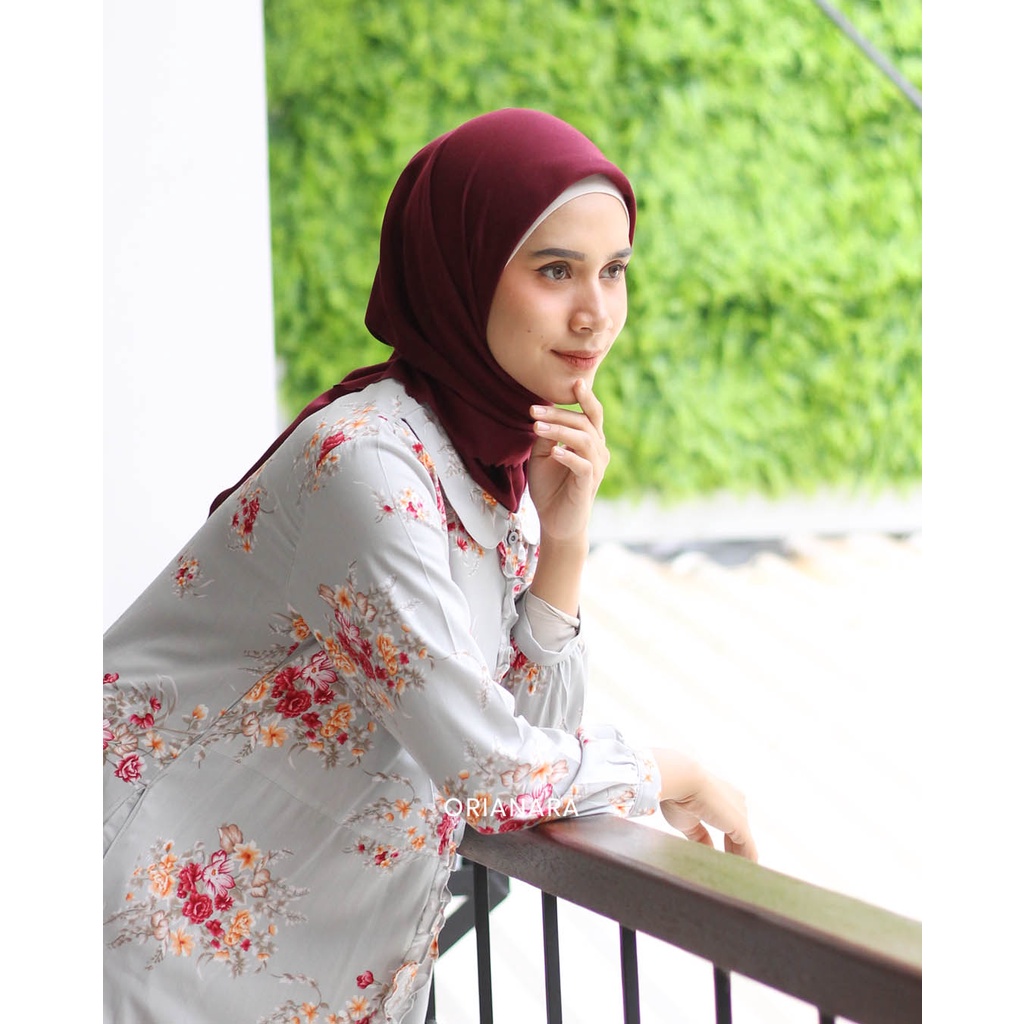 Sophie Tunik Green Tosca