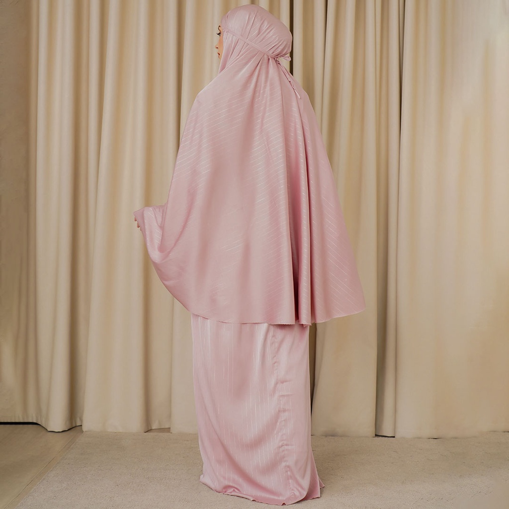 Syaina Blush Prayer Robe