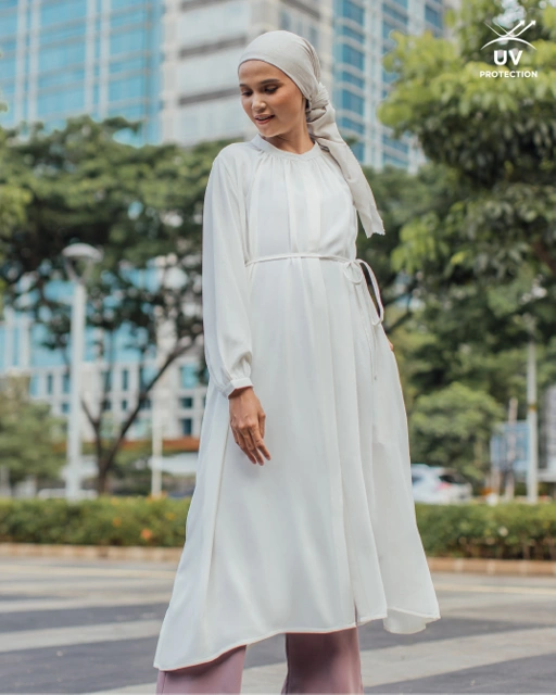 Image of BENITA MIDI DRESS - BROKENWHITE