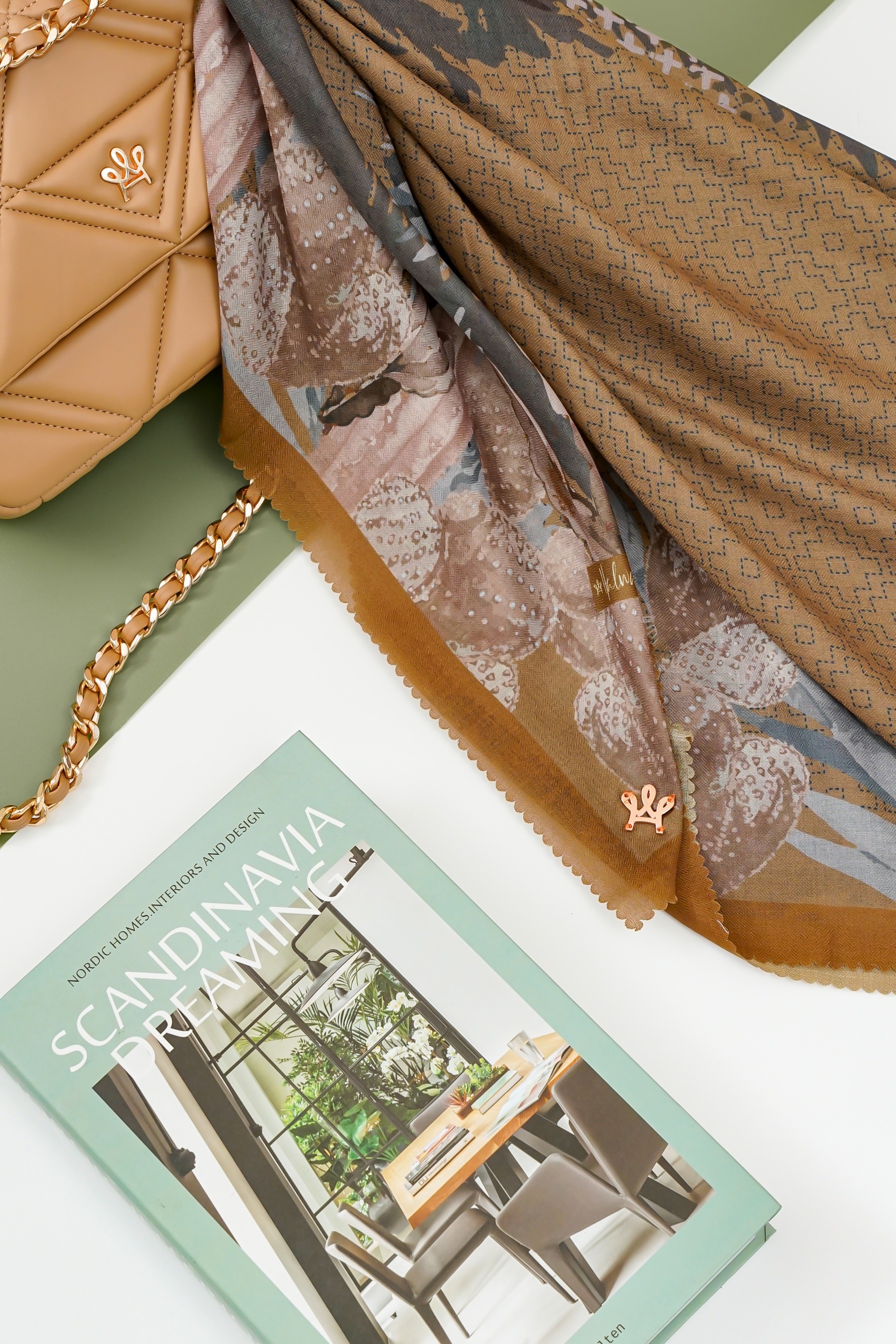 Cactus Scarf Olive