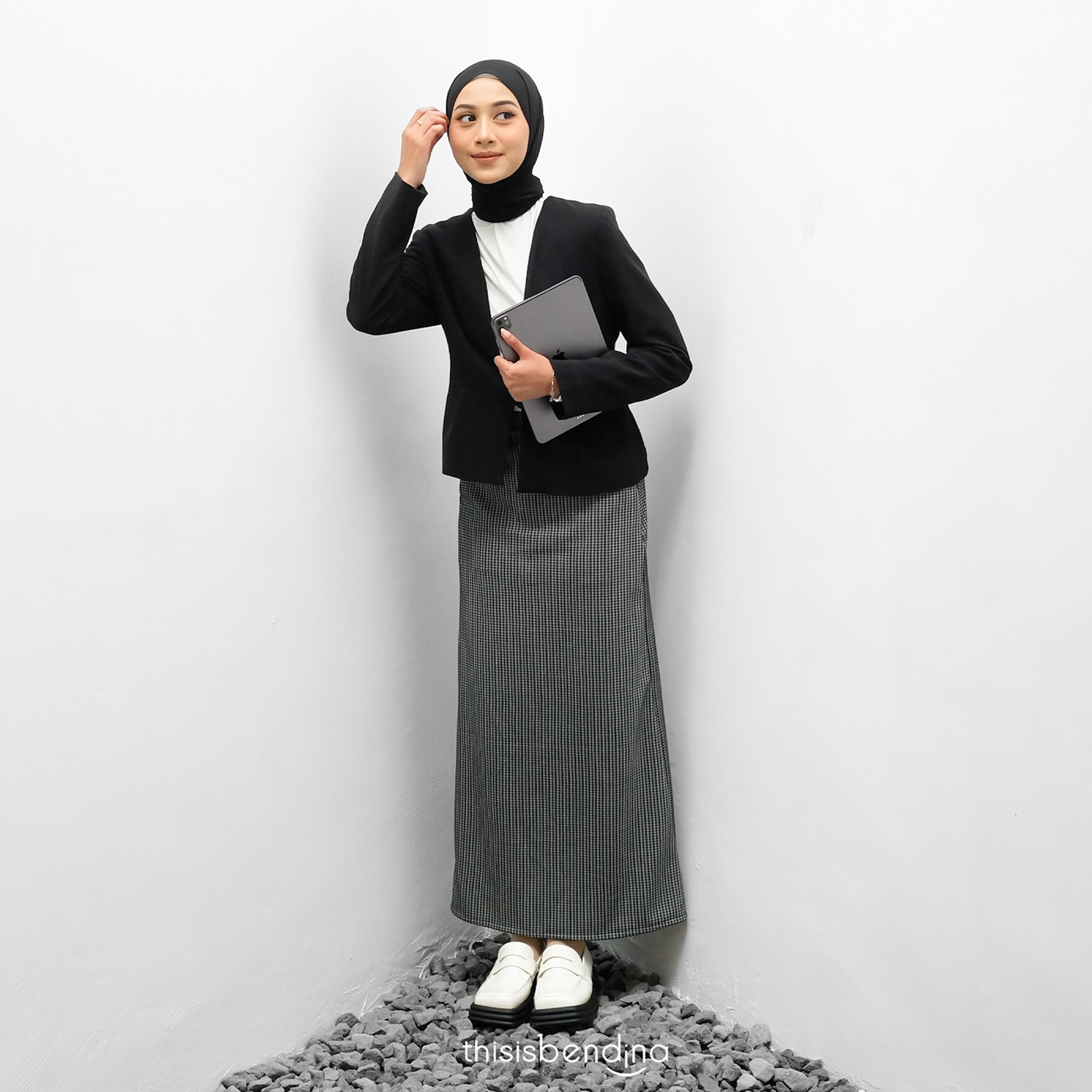 Kana Skirt White