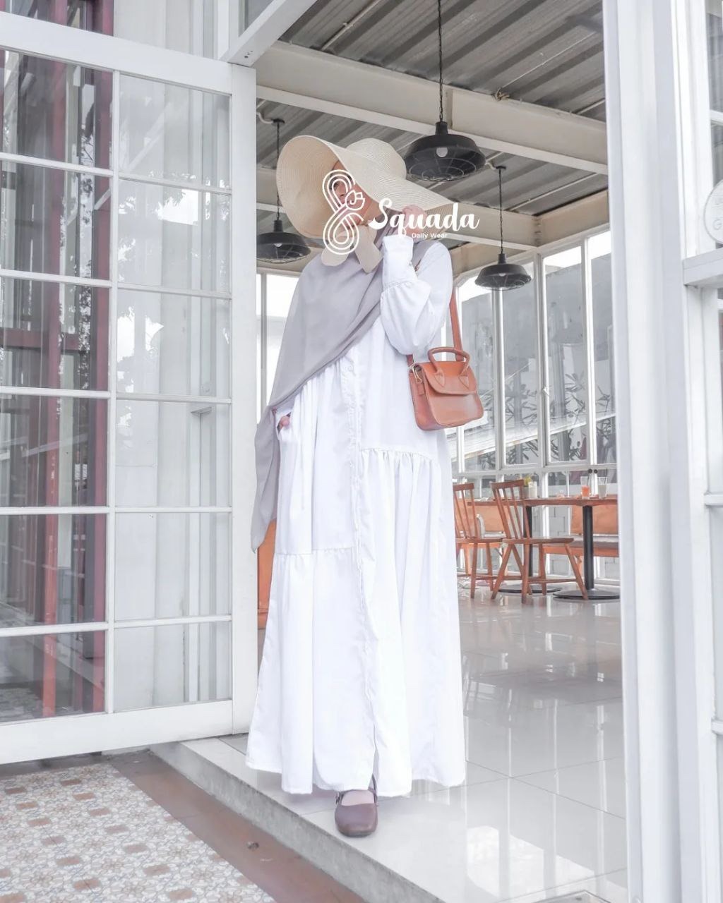 ADNA DRESS MOM