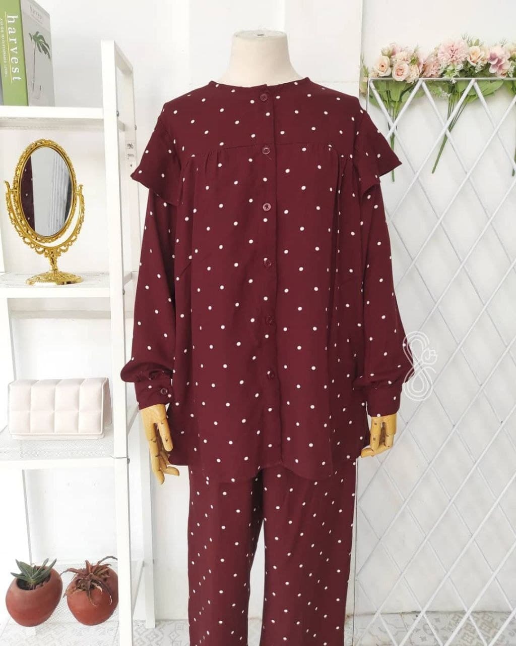 WYNA PAJAMAS SET (MAROON POLKA)