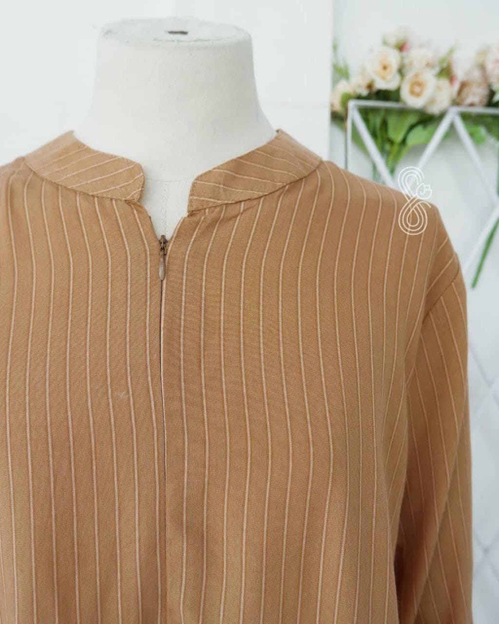 ELENA PAJAMAS SET (CARAMEL STRIPES)