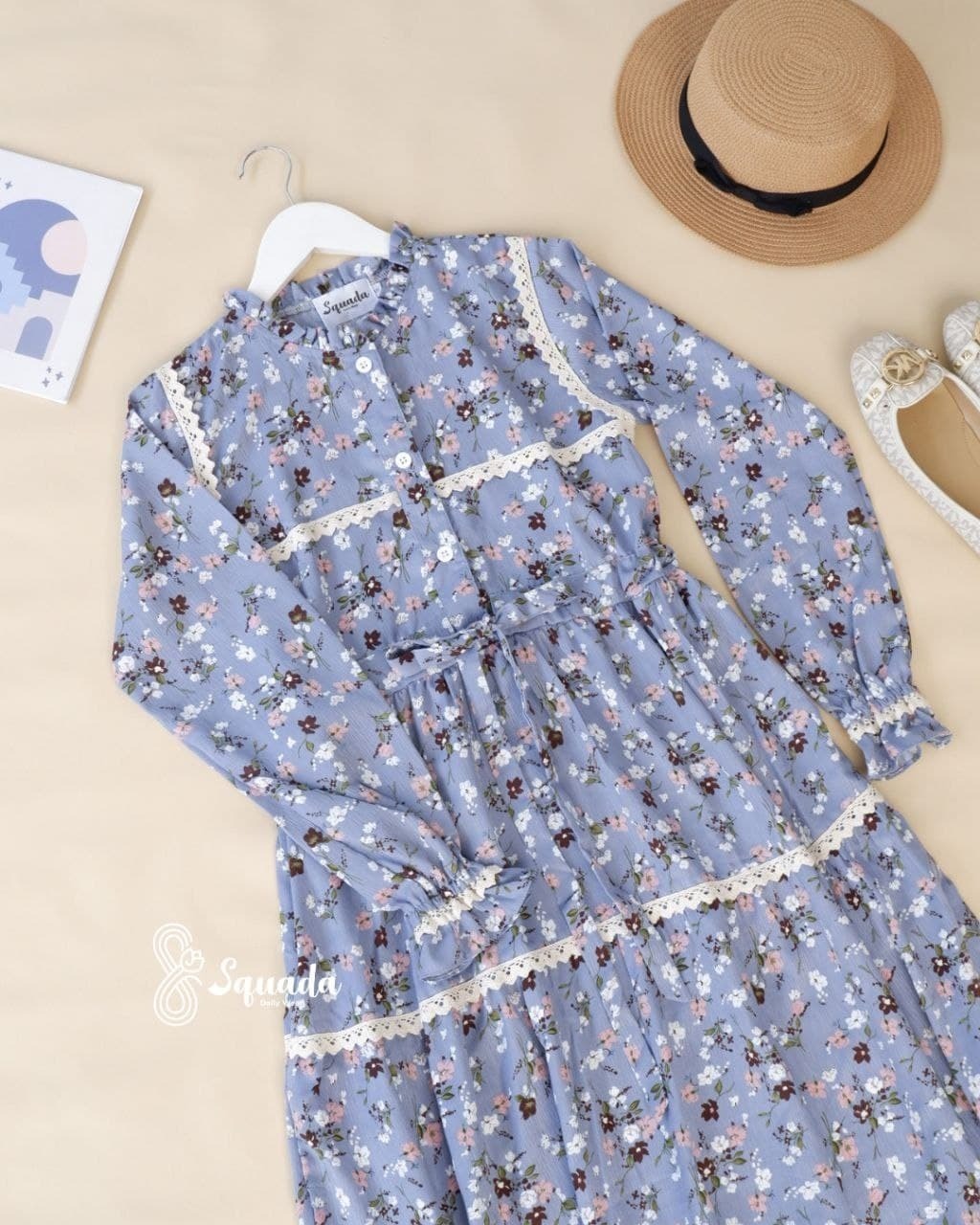 CHIC DRESS
