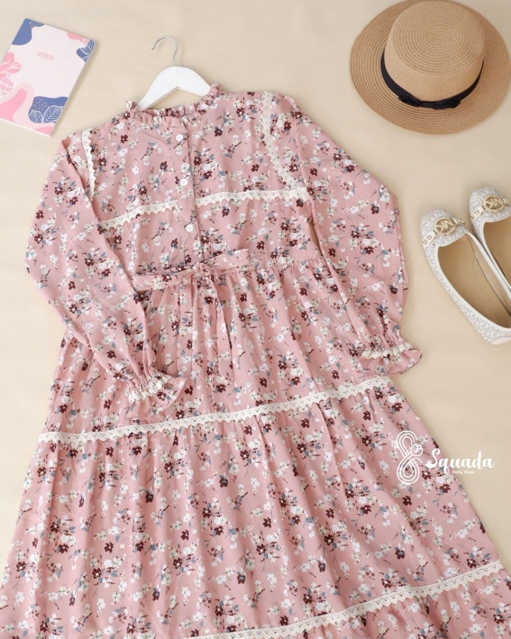 CHIC DRESS
