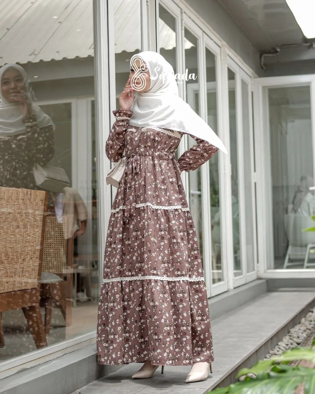 CHIC DRESS