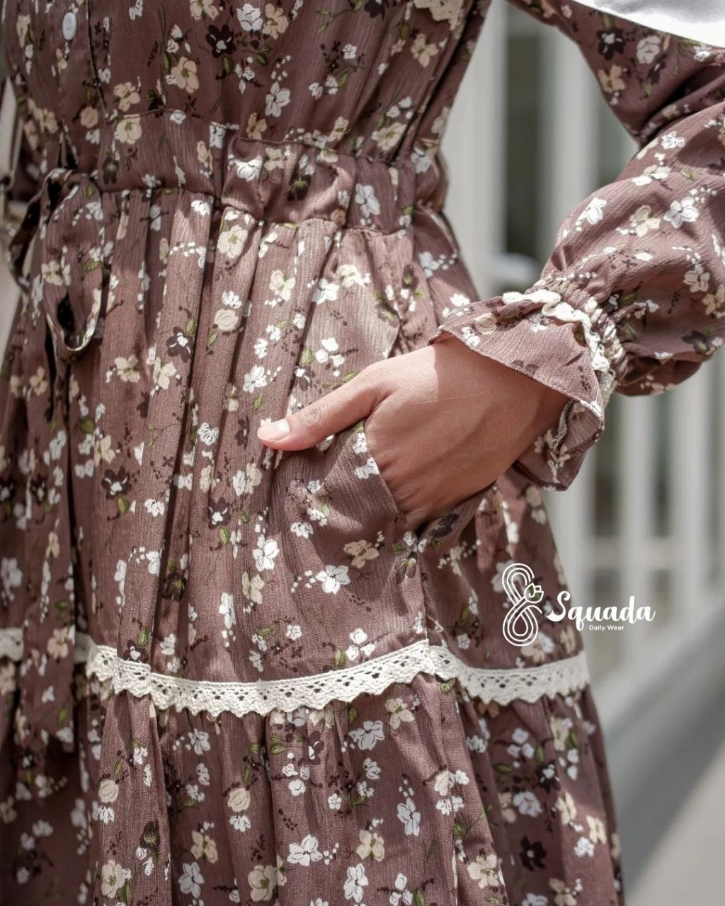 CHIC DRESS