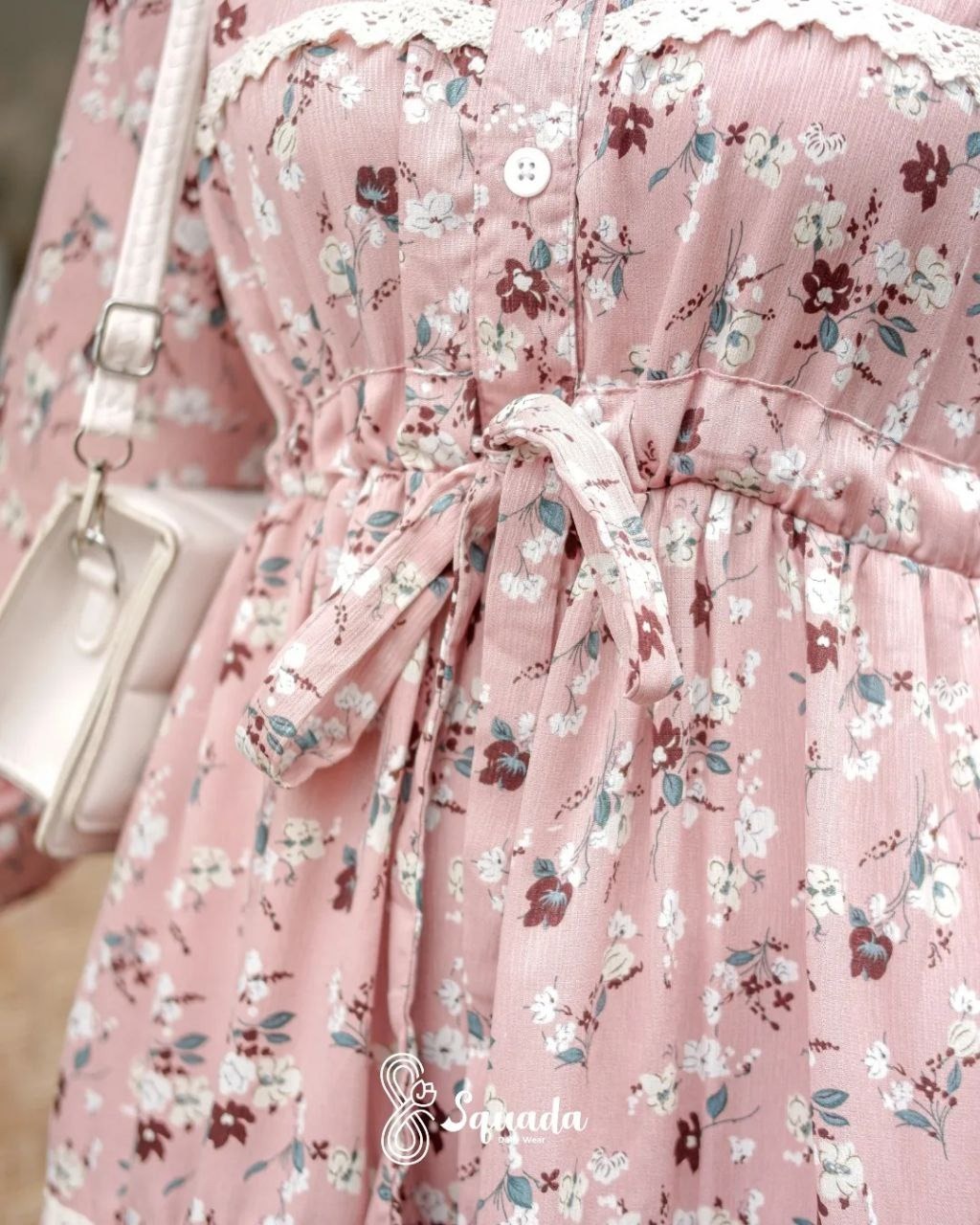 CHIC DRESS