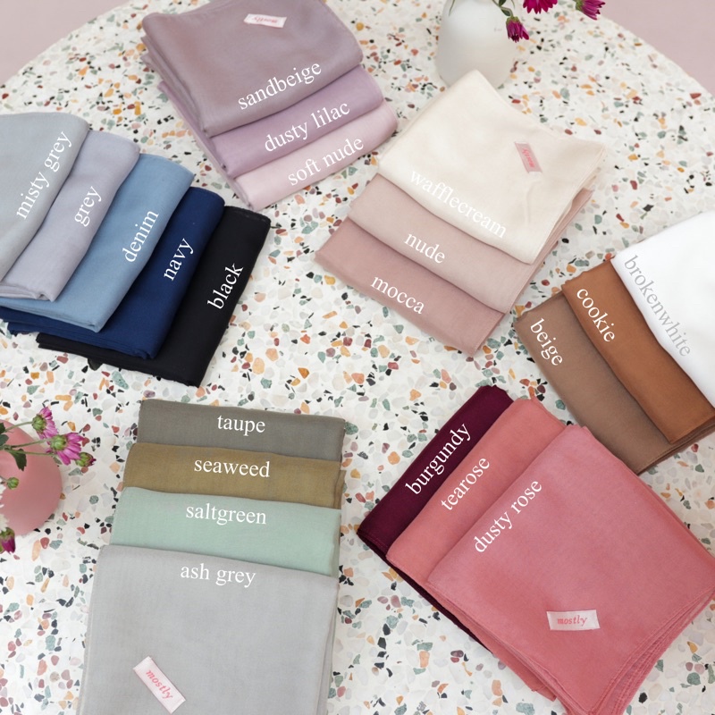ITSMOSTLY - Plain Paris (Hijab Segiempat Paris Premium)