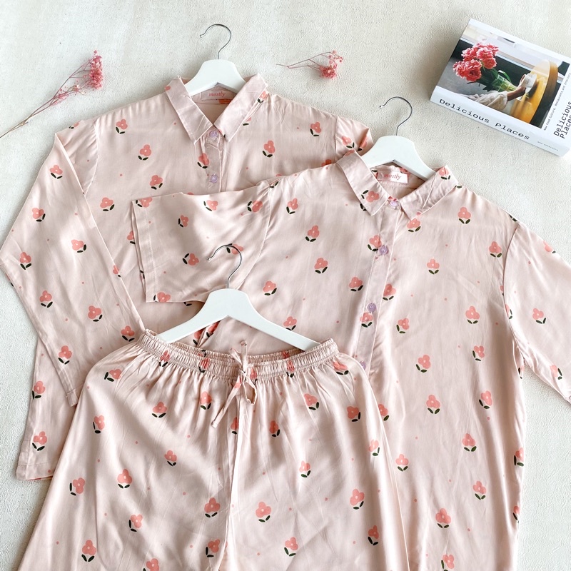 ITSMOSTLY - Homewear Piyama Lengan Panjang (Setelan Atas Bawah)
