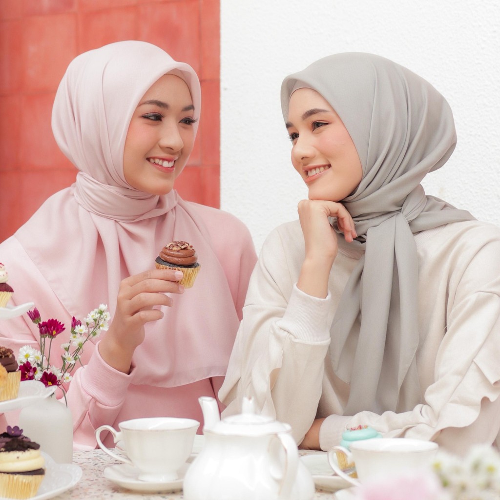 ITSMOSTLY - Plain Paris (Hijab Segiempat Paris Premium)