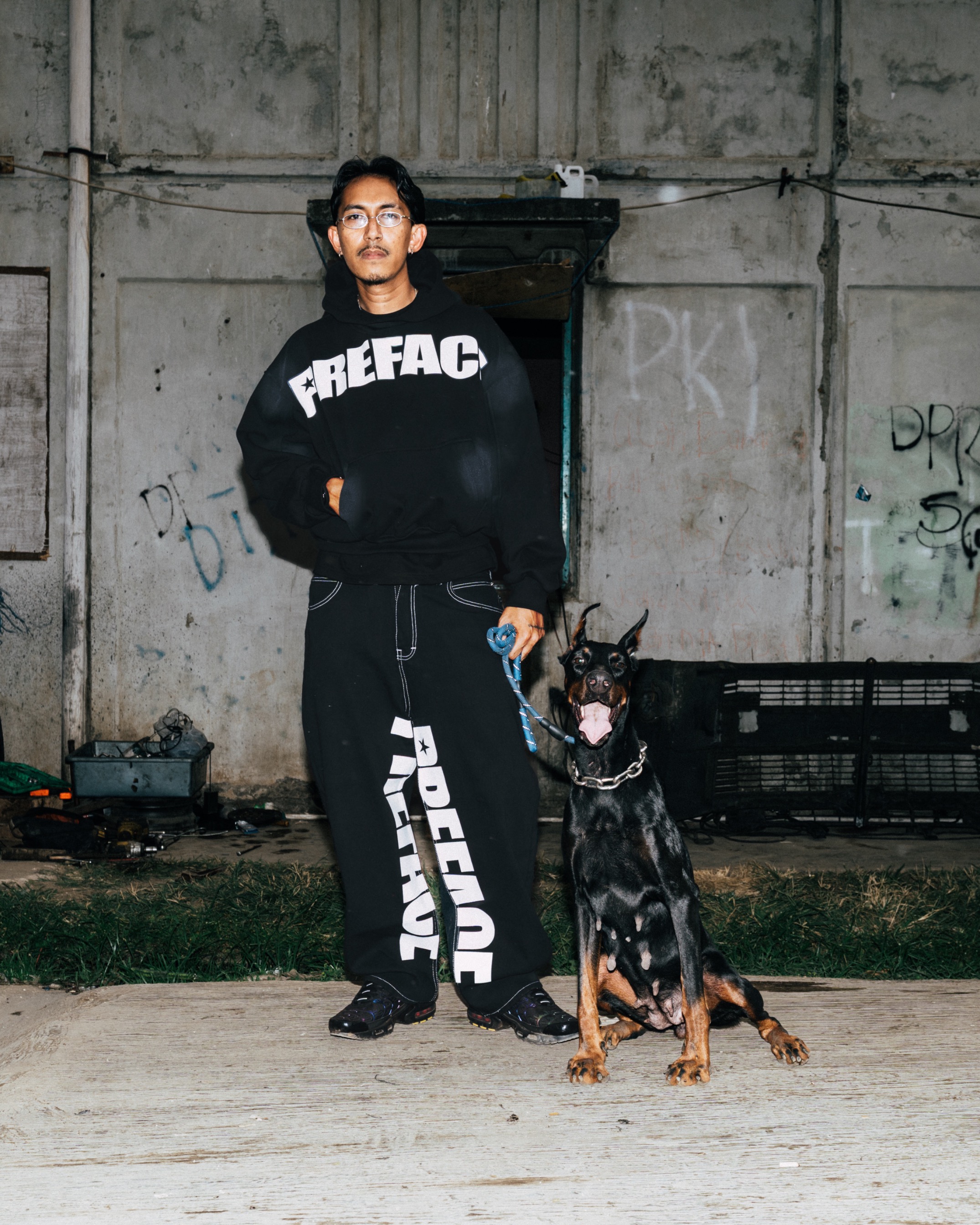 Starlined Hoodie Black Sprayed