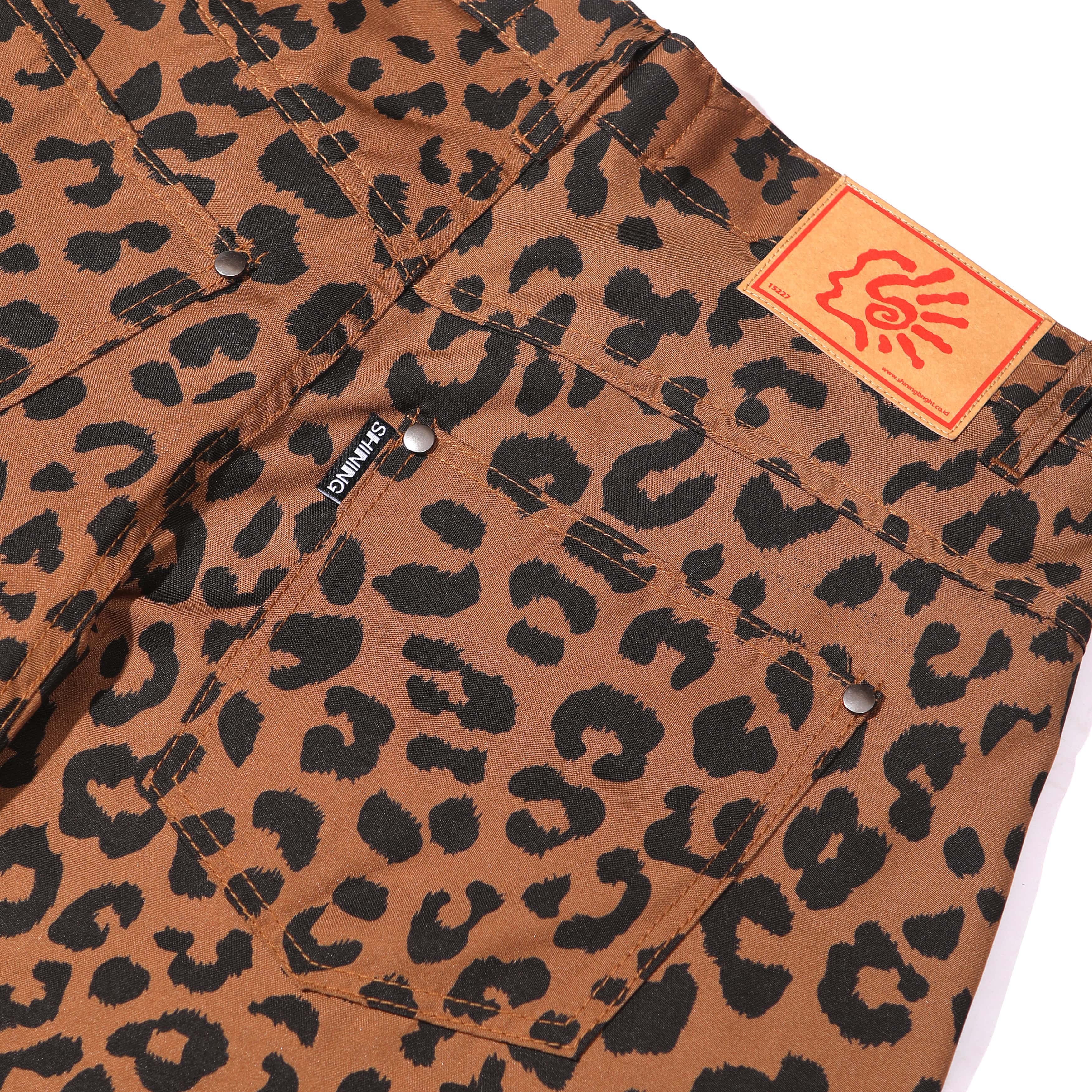 Shining Bright Leopard Jorts Pants - Brown