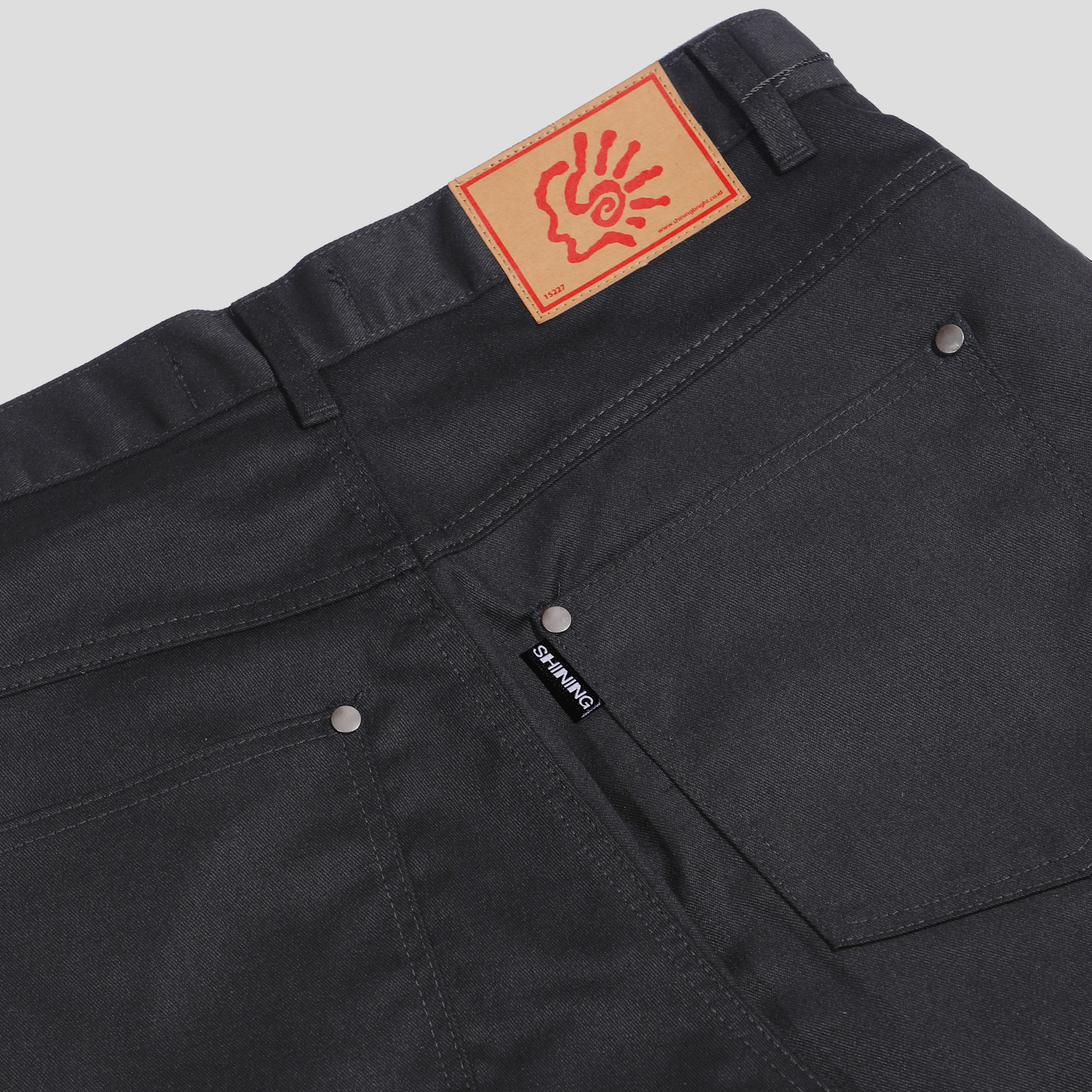Shining Bright Reguler Jorts Pants - Dark Grey