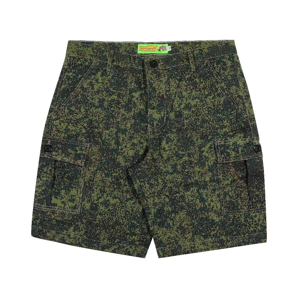 Shining Bright Voyager Short Cargo Pants - Camo