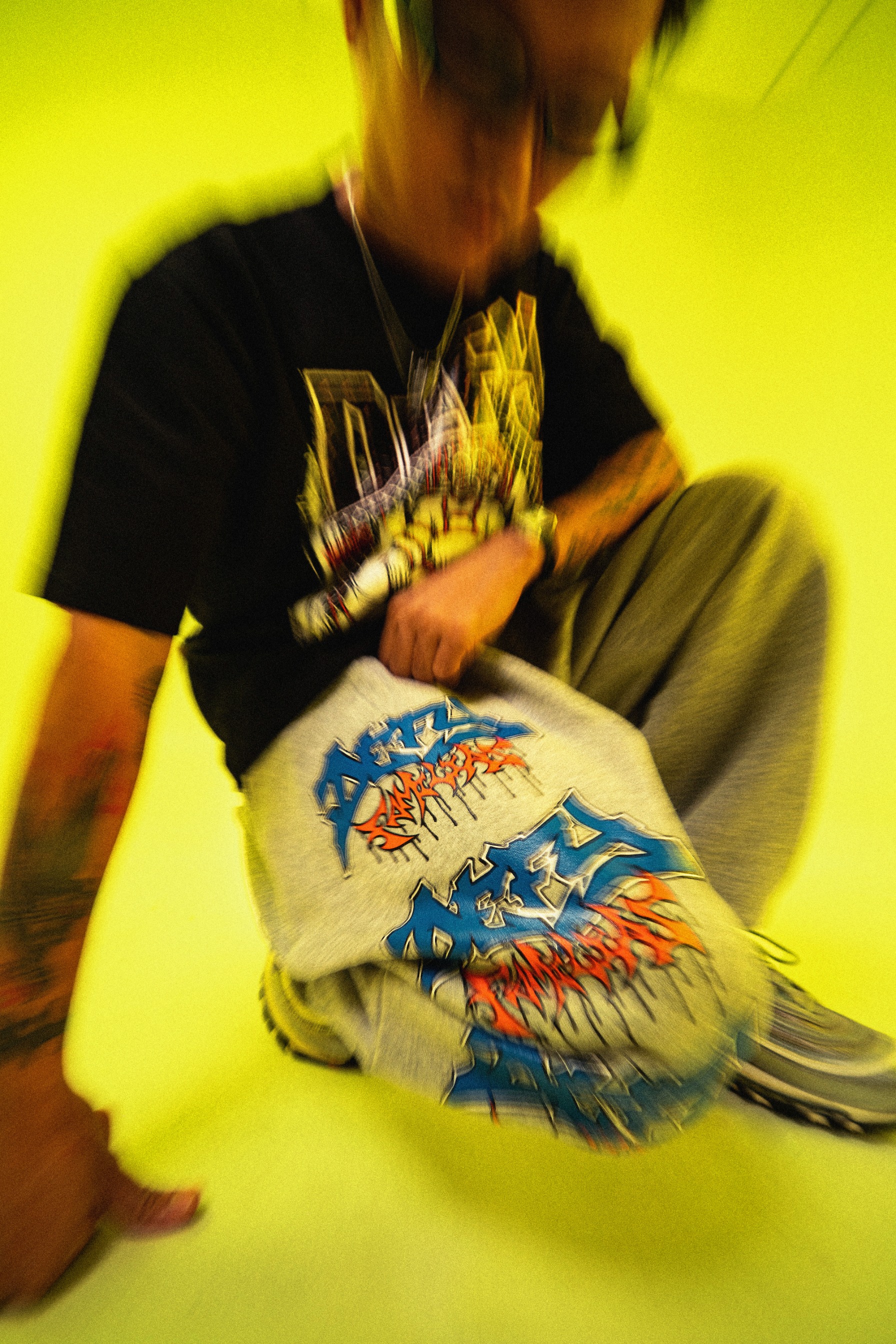 Familias® x Defy - Sweat Pants - Defy Sp