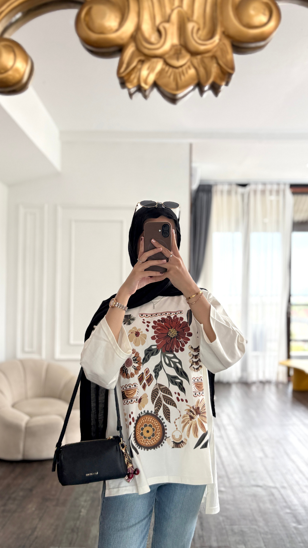 Tshirt Tee BW Flower Art