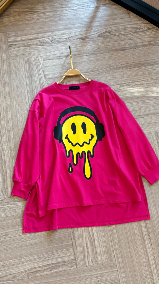 Image of Tshirt LS Fushcia Smiling