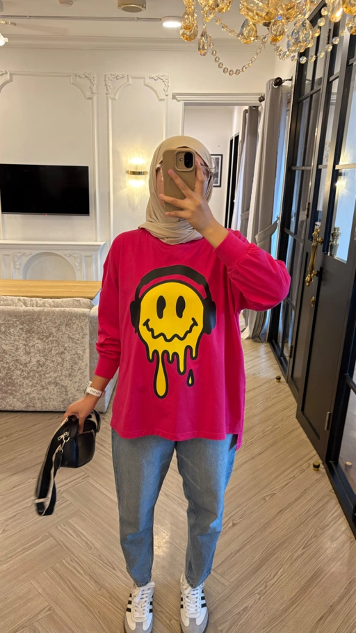 Image of Tshirt LS Fushcia Smiling