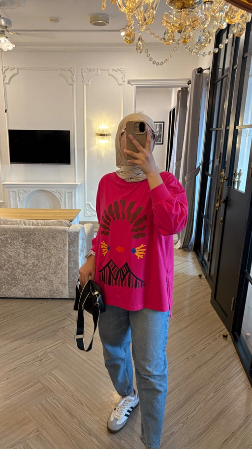 Image of Tshirt LS Art Face Fuschia