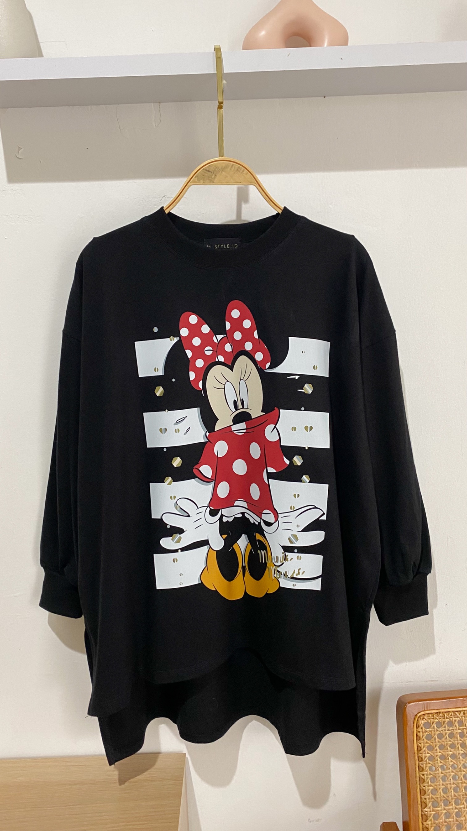 Tshirt LS Black Minnie Slay