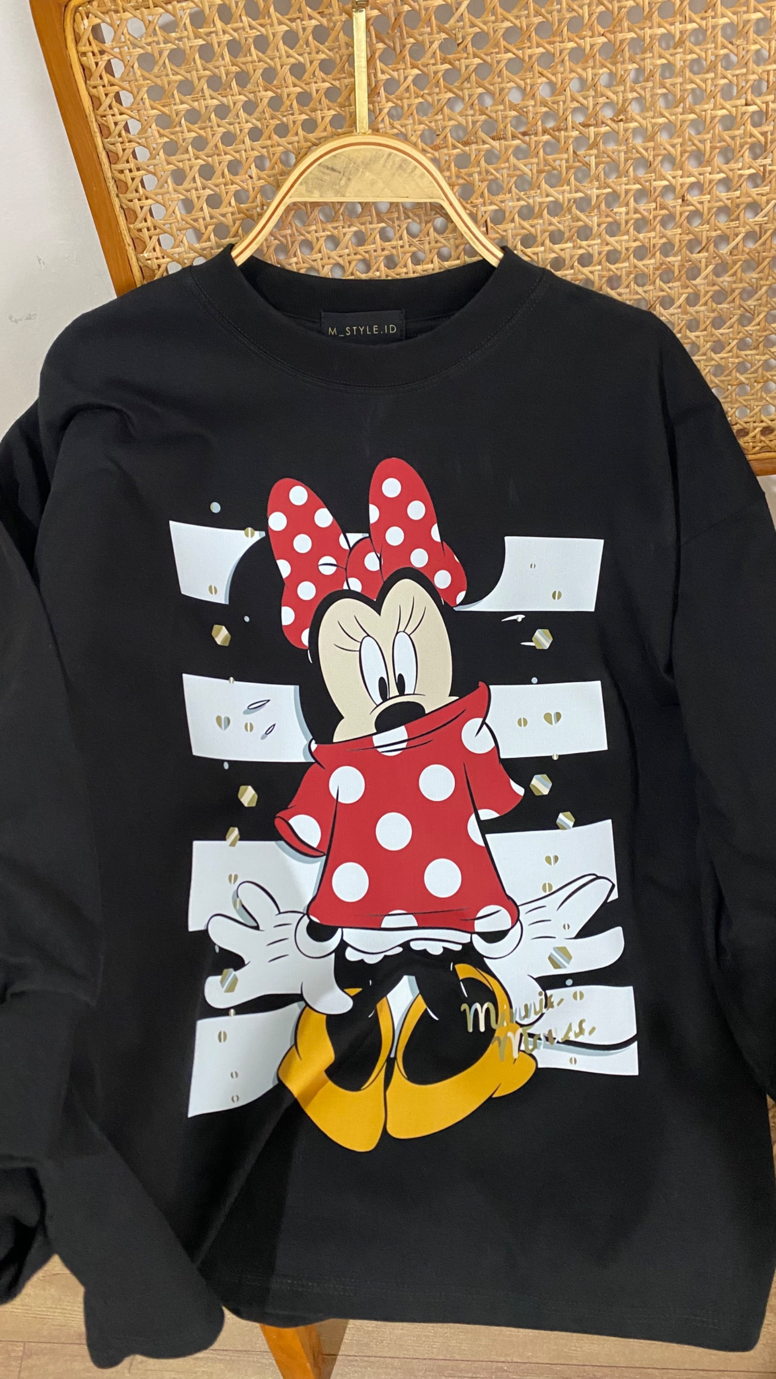 Tshirt LS Black Minnie Slay
