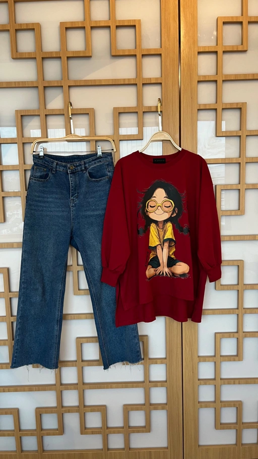 Image of Tshirt LS Laveasy Maroon 
