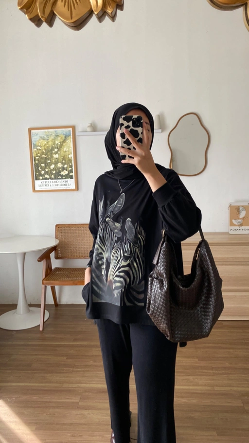Tshirt LS Black Zebra