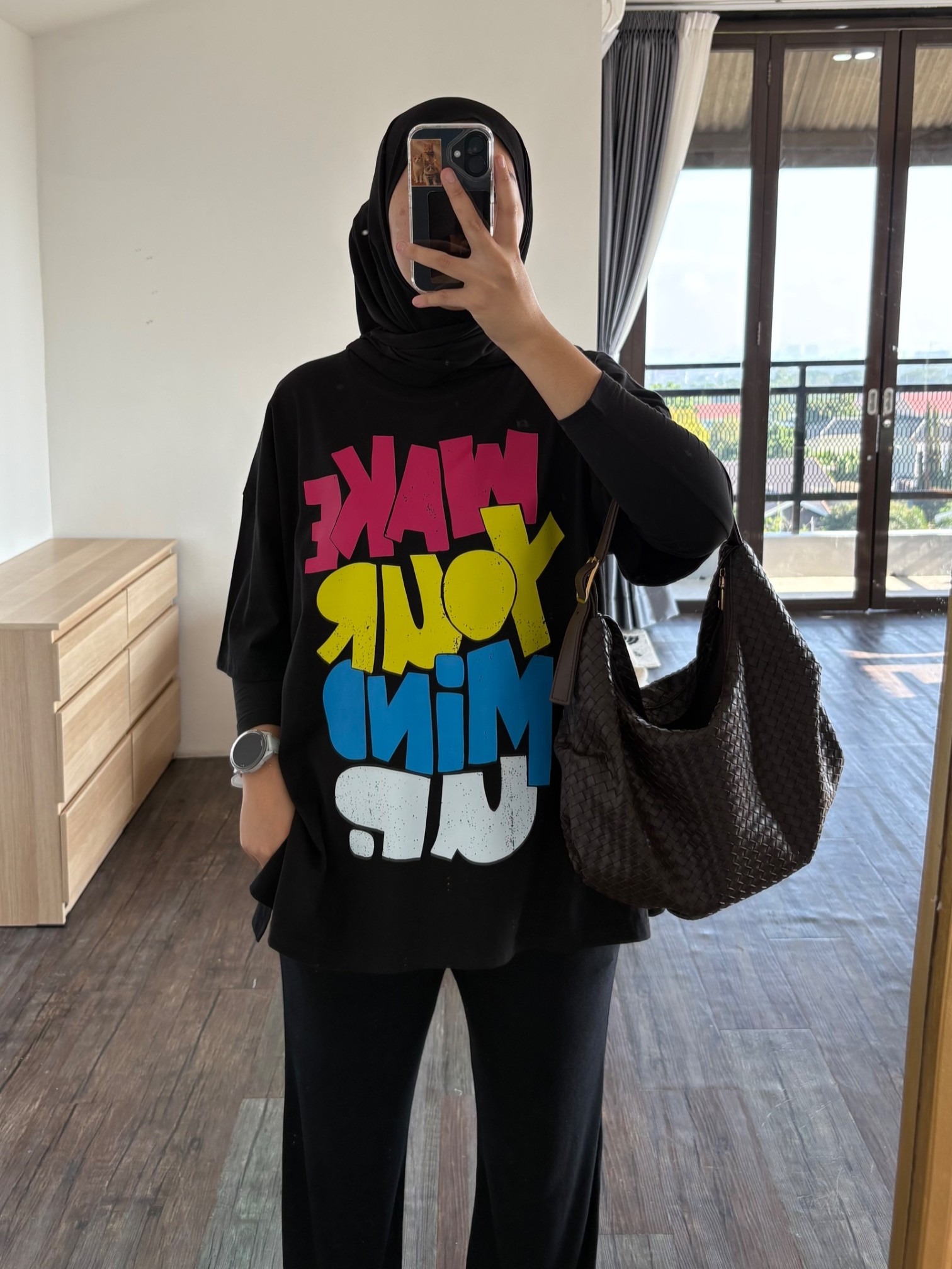 Tshirt OV Black (Oversize Wanita ada belahan disamping)