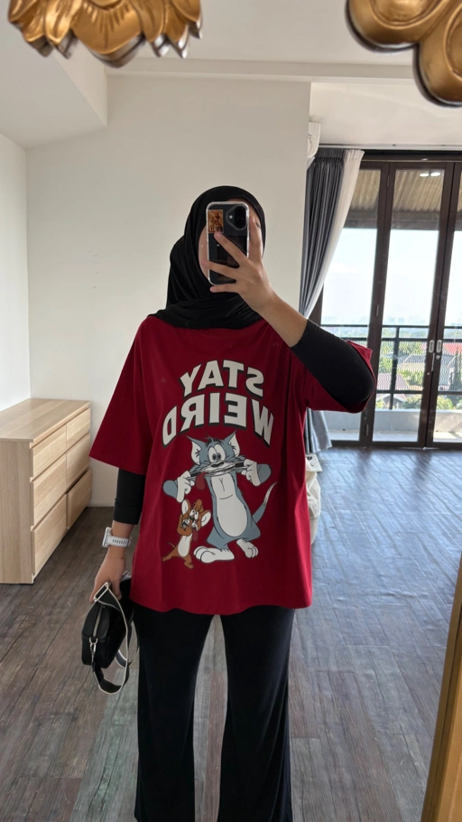 Image of Tshirt OV Tom Jerry Stay Maroon