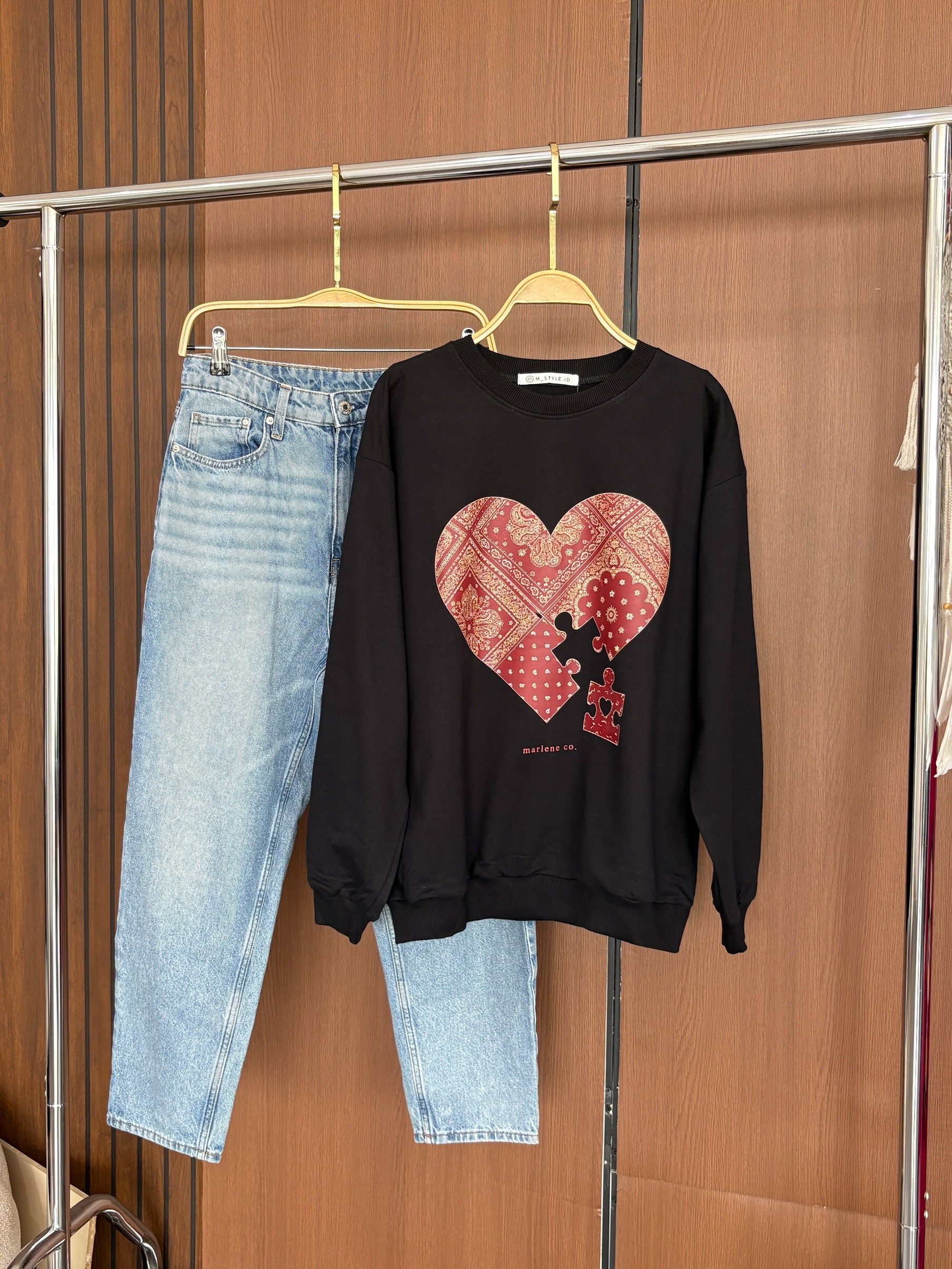 Sweater Black