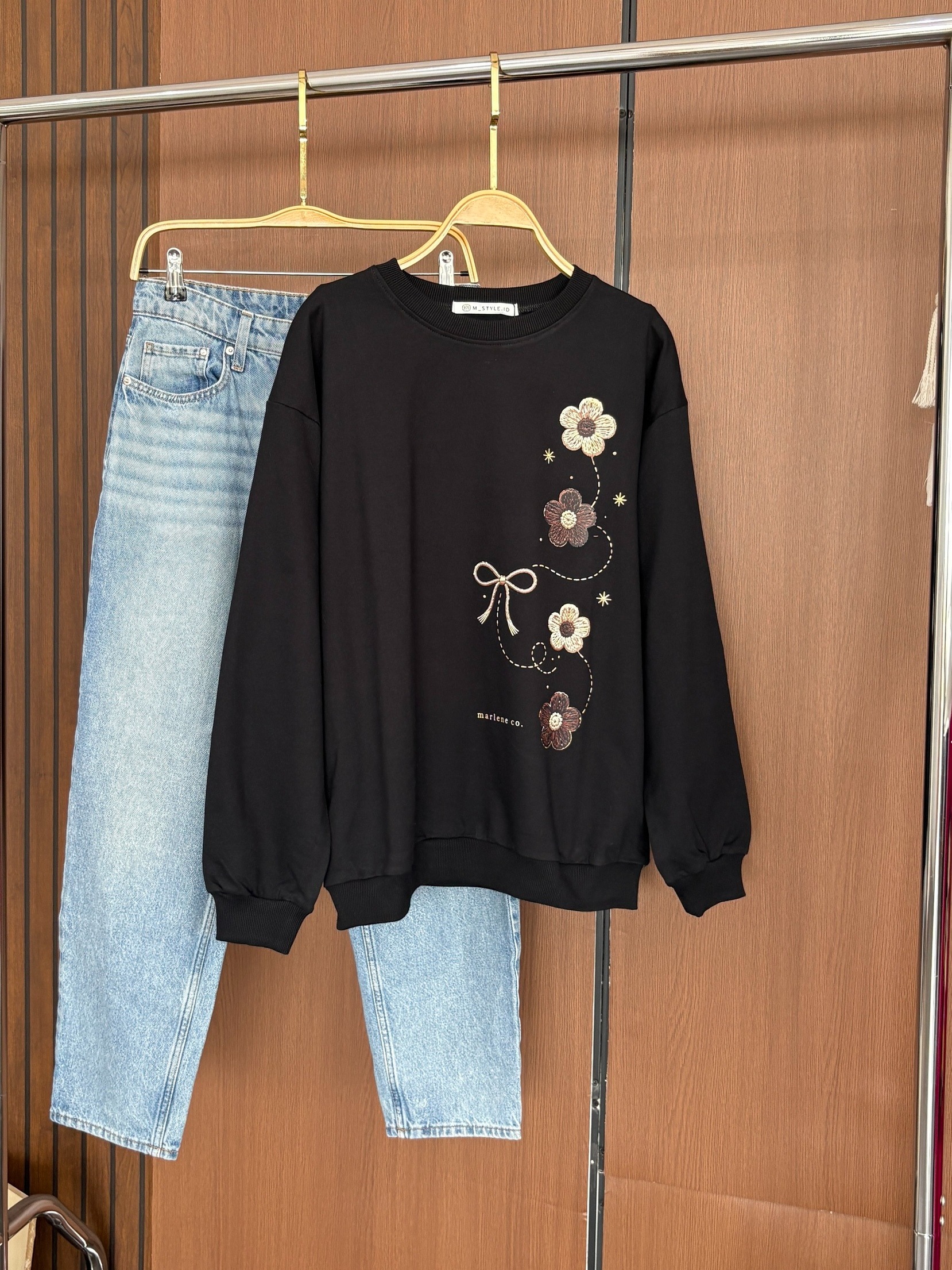 Sweater Black