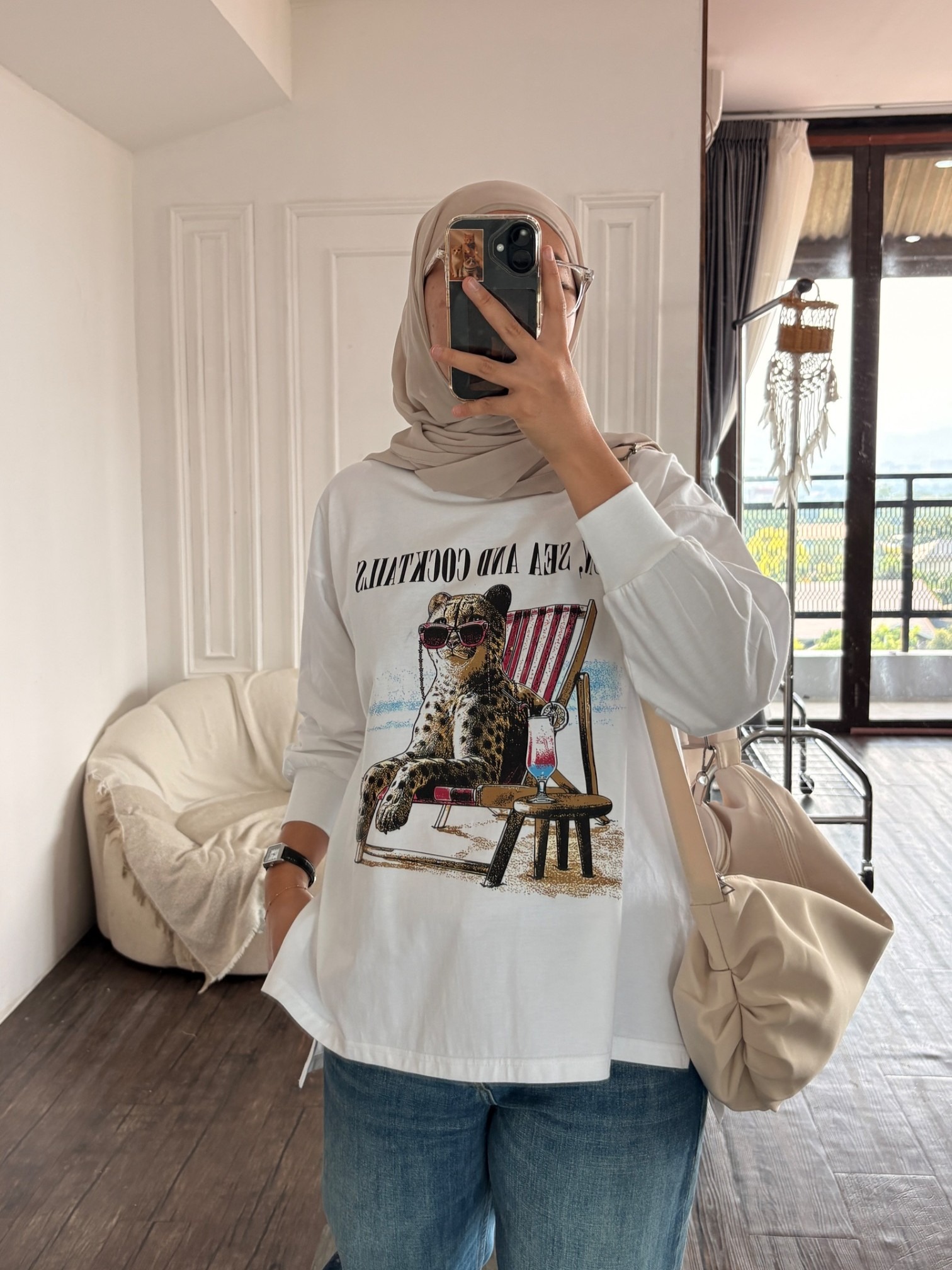 Tshirt LS White (Klik Untuk Motif Lain)