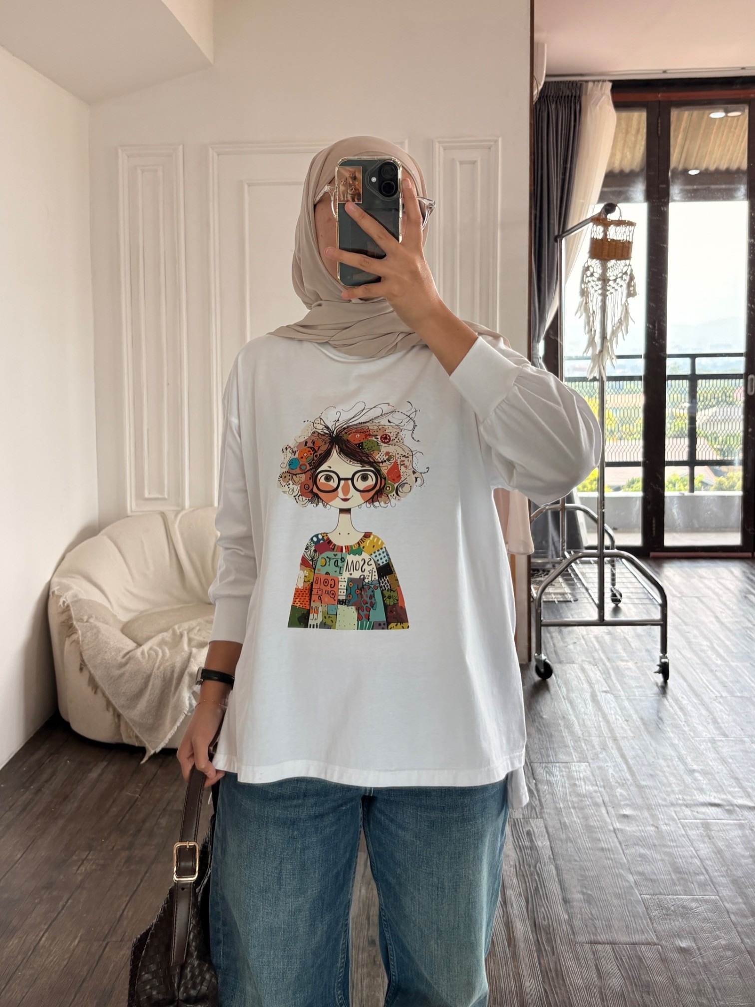 Tshirt LS White (Klik Untuk Motif Lain)