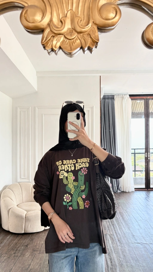 Image of Tshirt LS Coffee