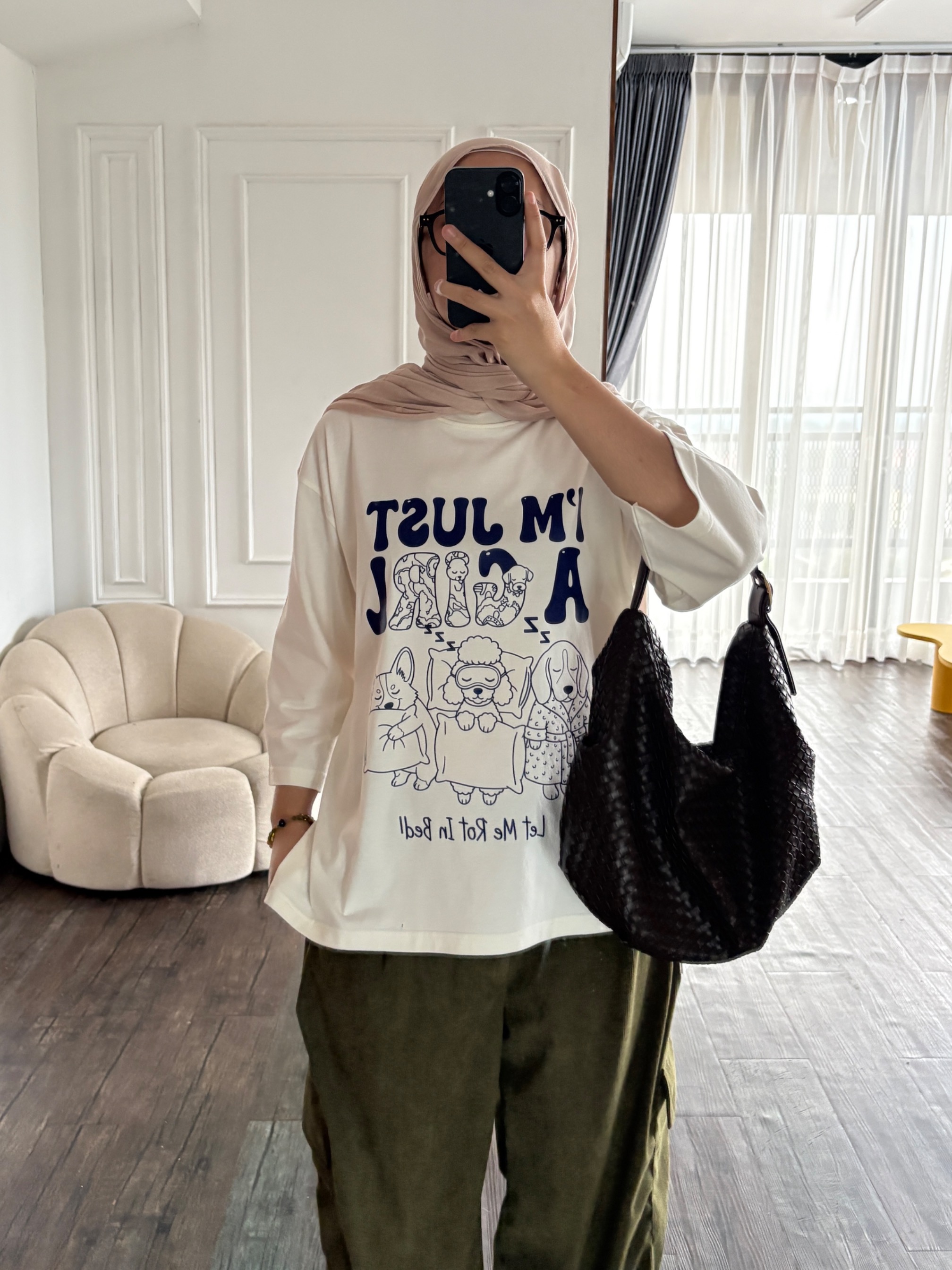 Tshirt Tee BW (Banyak Motif)