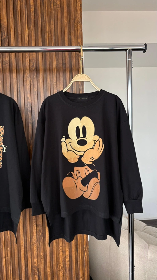 Image of Tshirt LS Black Mickey Gold 