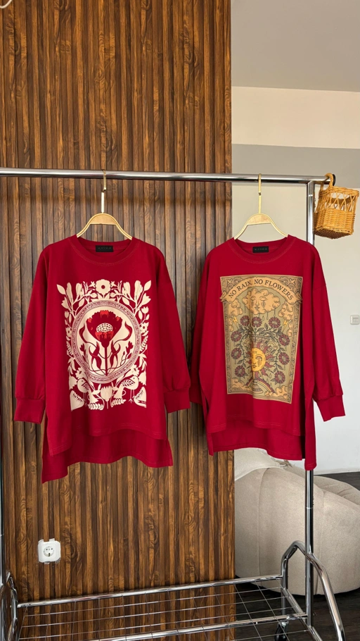 Image of Tshirt LS Flower Maroon