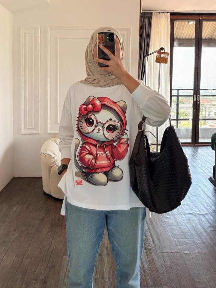 Tshirt LS White (Klik Untuk Motif Lain)
