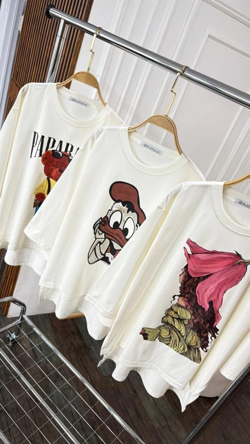 Image of Tshirt TEE BW Character