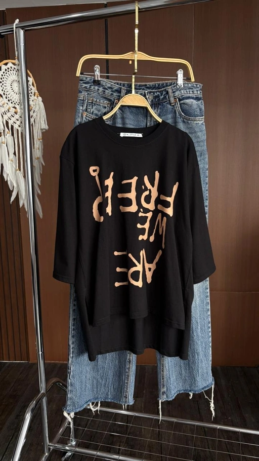 Image of Tshirt Tee Black Banyak Motif 