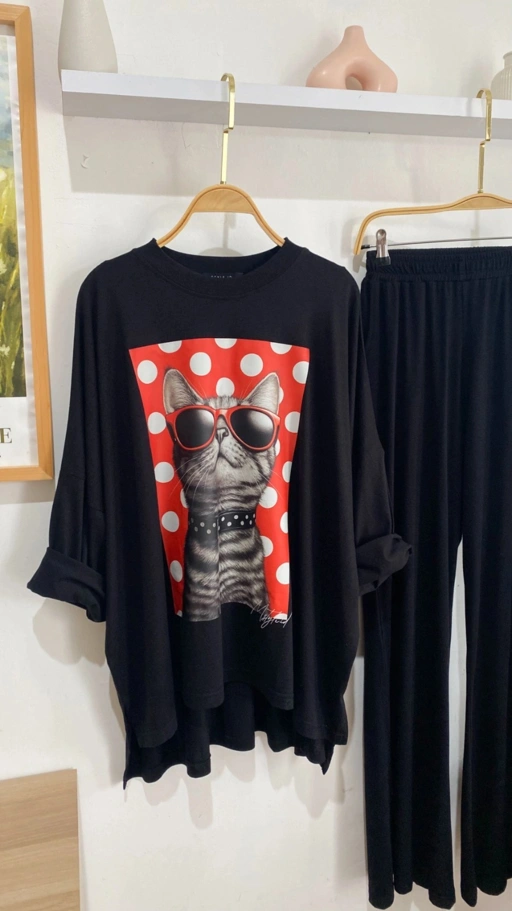 Image of Tshirt BM Black Cat Polka