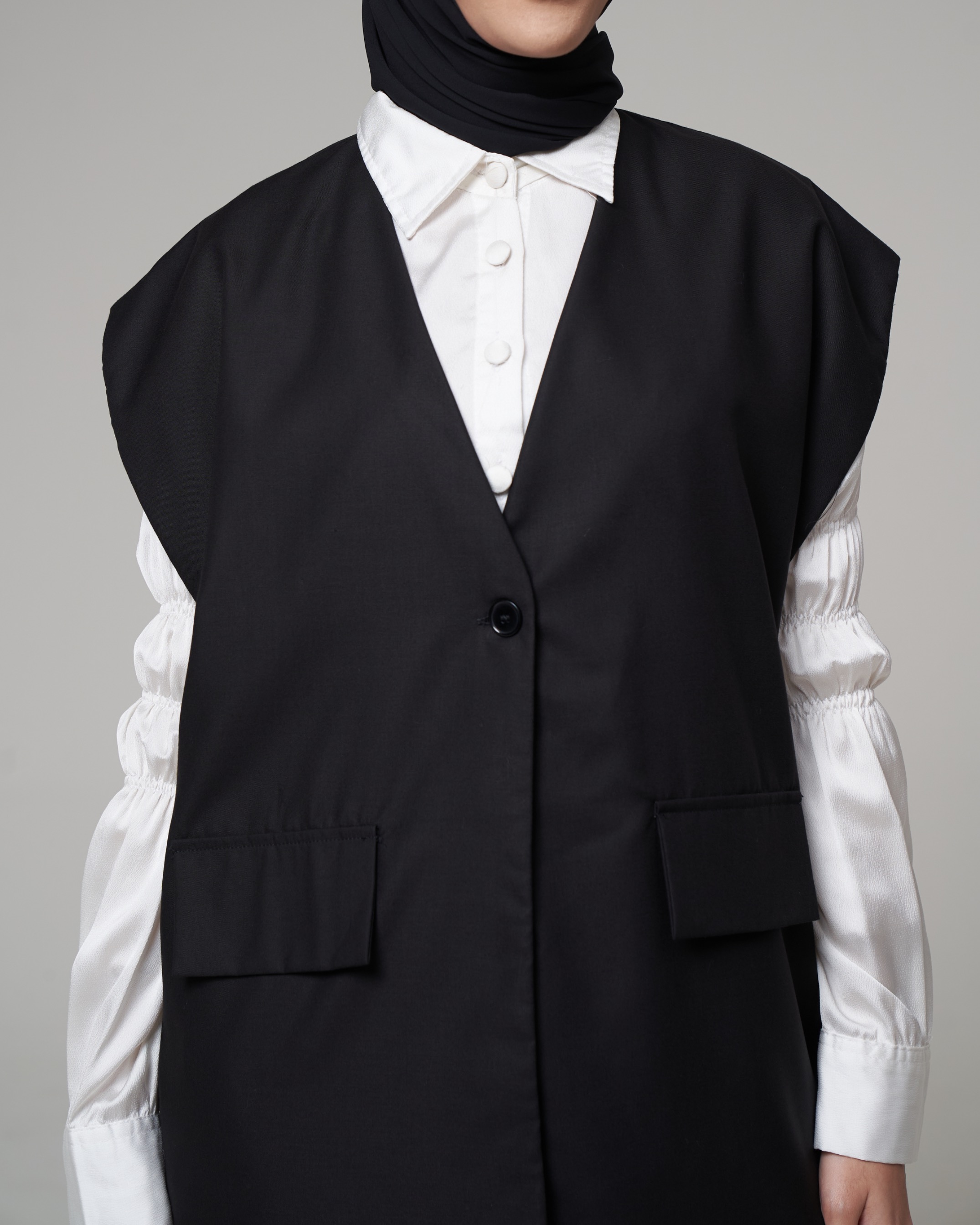 ELEA VEST