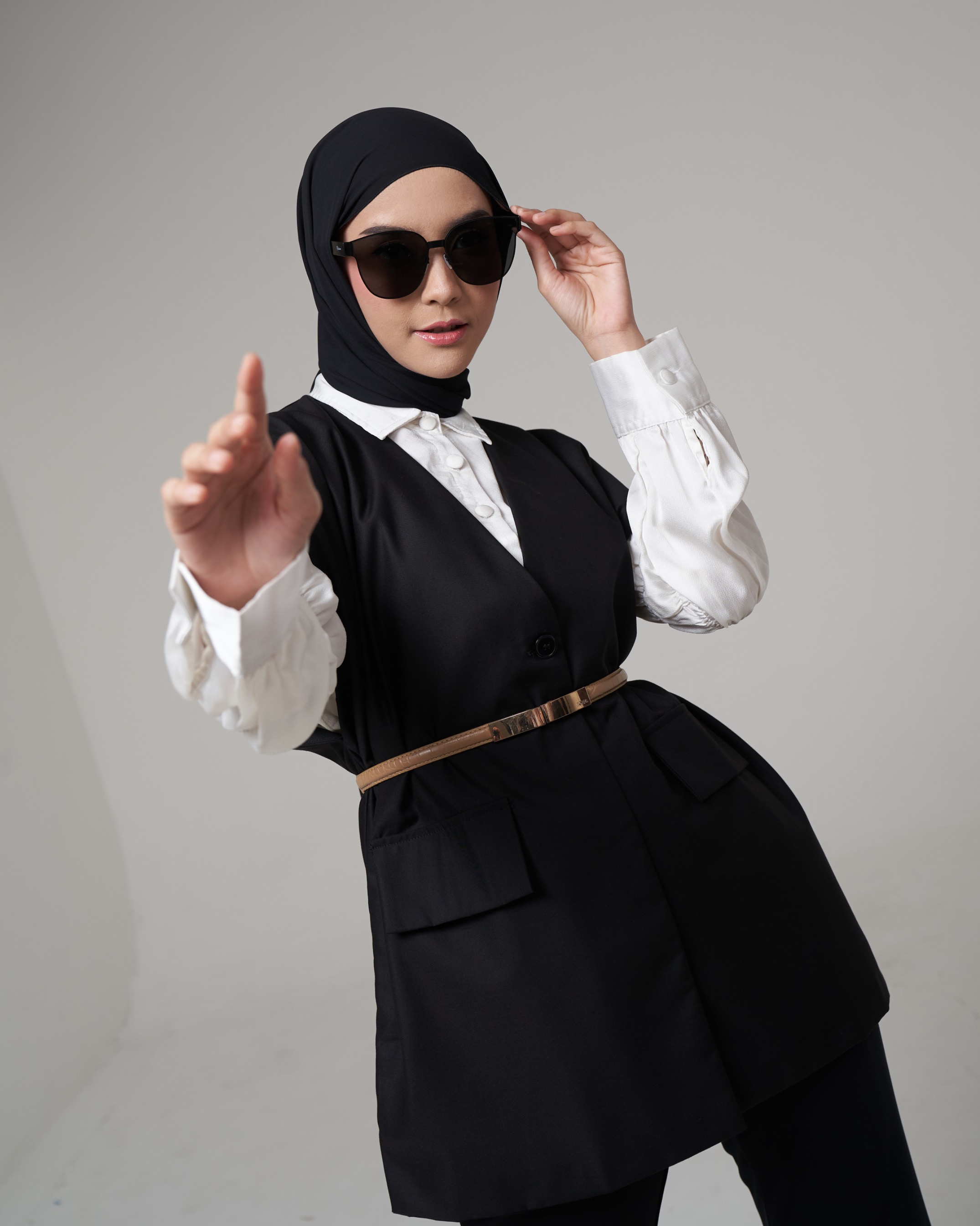 ELEA VEST